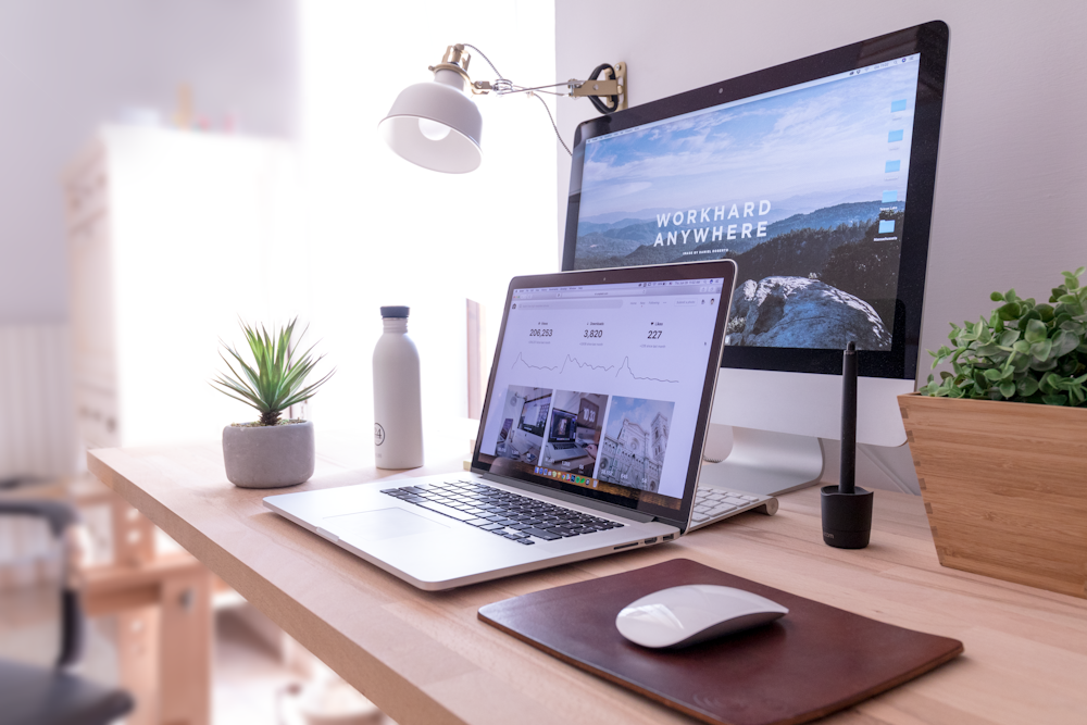 Arbeitsplatz mit Website-Planung
